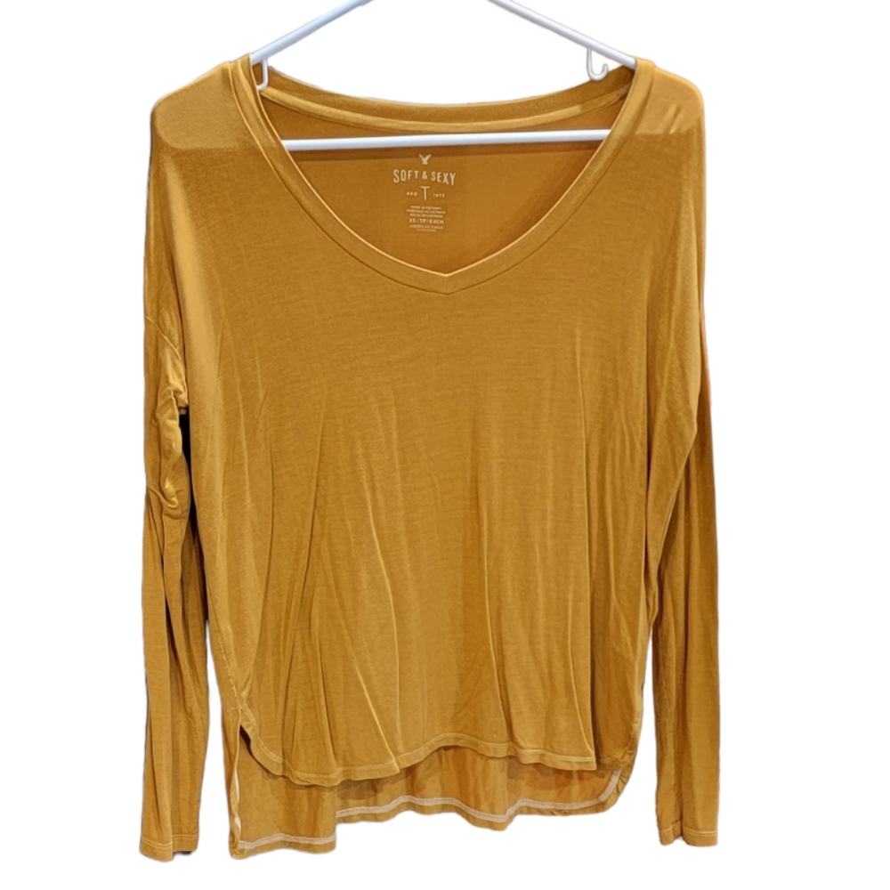 AMERICAN EAGLE Soft & Sexy Tee